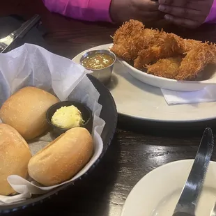 Coconut, shrimp and complementary bread