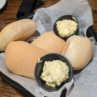 Yeast rolls w butter to start