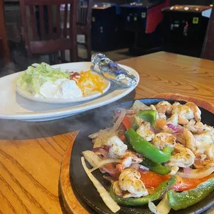 Shrimp Sizzlin' Fajitas Combo
