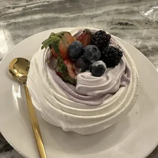 A baked meringue, dessert. This was amazing. All the desserts here are delicious.