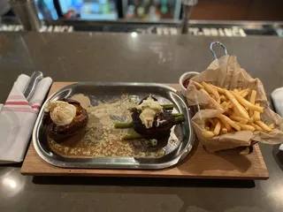 Cafe Rule & Wine Bar