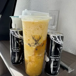 Snow Velvet Mango smoothie with house made lychee jelly and mango jelly