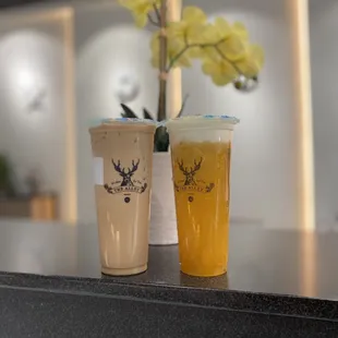 Royal Milk Tea &amp; Orange Peach Oolong
