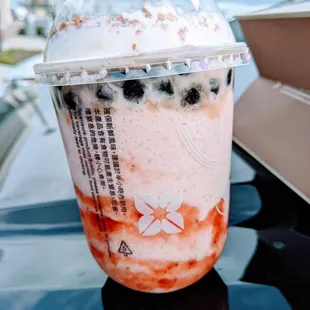 Crunchy Strawberry Milk Tea