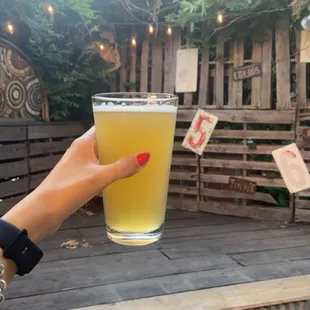 Hanger 24 (orange wheat) beer