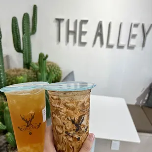 Orange Peach Oolong with Lychee Jelly &amp; The Alley Milk Tea with Brown Sugar Boba