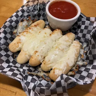 Cheesy Garlic Breadsticks