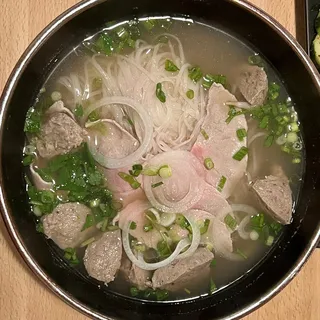 Pho the Luv of God