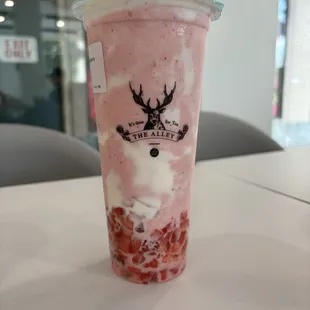 Strawberry yogurt smoothie