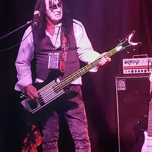 Tony's (aka Gene) band from Zero to One's debut show tonight