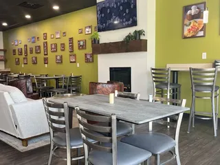 Green Frog Coffee & Grill