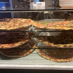 Mario&apos;s slices