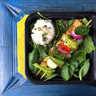 Having a fresh organic food truck steps away from the Bottle House was the greatest surprise.