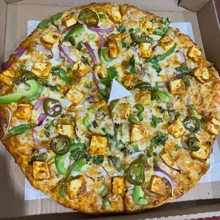 Shahi Paneer Pizza