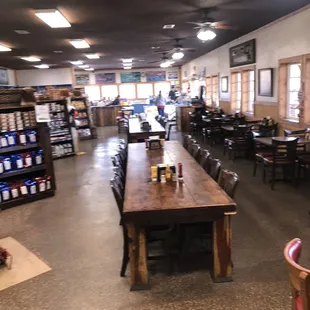 sushi and sashimi, interior