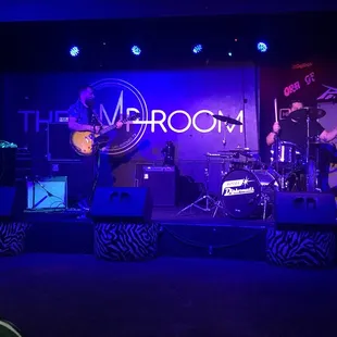Live music is back
