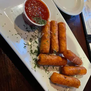 Amazing Mozzarella Sticks
