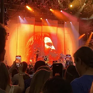 Noah Kahan concert