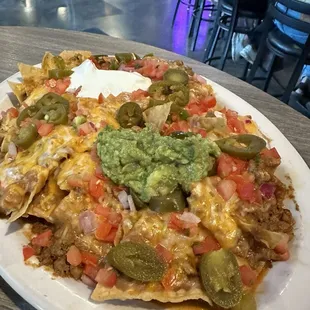 Green chile nachos