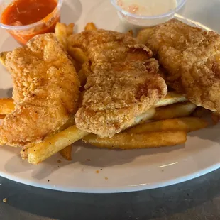 Chicken fingers and fries