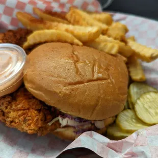 Combo#3 (1 Tender + 1 Slider w/Fries, $13.99)- 3/5 stars