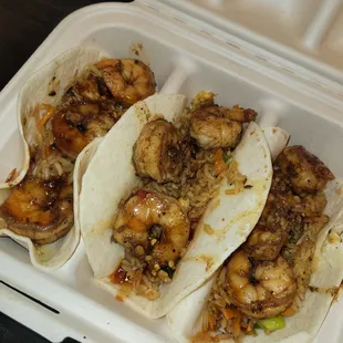 Jerk shrimp tacos with jerk sauce