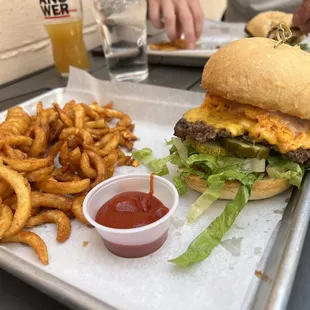 Kimchi pimento cheeseburger