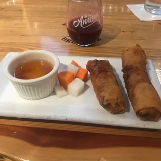Crispy Chicken Spring Rolls