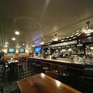 Classic interior of Archer Ale House