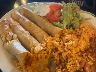 Mojitos Mexican Bar & Grill