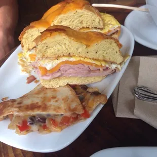 Avocado and Egg Breakfast Sandwich