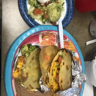Gorditas lunch plate