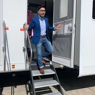 On set wearing my perfectly fitted blazer!