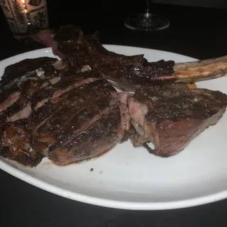 Prime Dry-Aged Tomahawk Steak