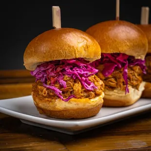 IG: @kenty_eats | PULLED CHICKEN SLIDERS braised chicken, pear-hoisin BBQ sauce, red cabbage slaw, grilled brioche