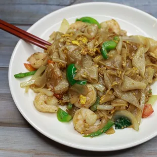 Drunken Noodles with Shrimp