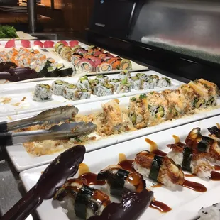 sushi and sashimi, interior