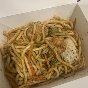 Sezchuan shrimp with udon noodles