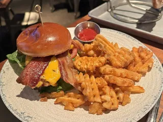 The Draft Room at Kings - Franklin