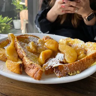 Apple Cinnamon French Toast