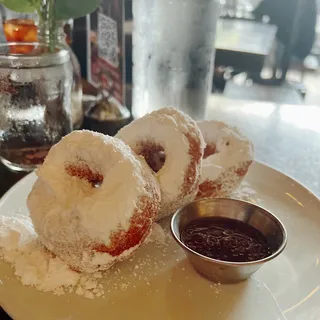 Beignet Doughnuts