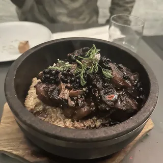 Oxtails with Crispy Rice