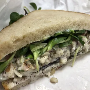 Nut Tuna Sandwich