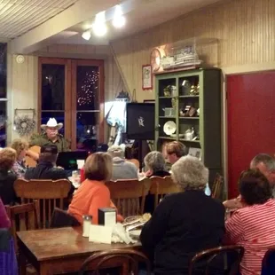 Great down home atmosphere!