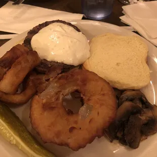 Black &amp; blue burger with onion rings
