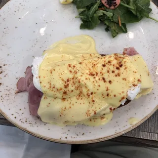 Eggs Benny