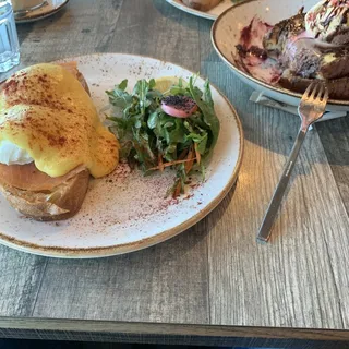 Egg Benny with Atlantic Smoked Salmon