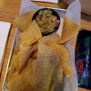 Chips & Guac