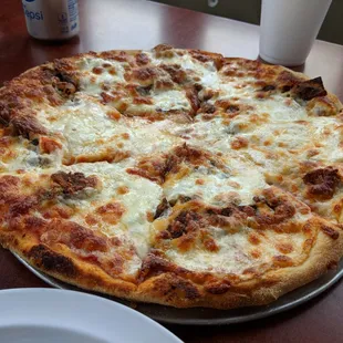 Italian Garden Pizza $11.99 The Avenue Grille &amp; Pizzeria 6/2018