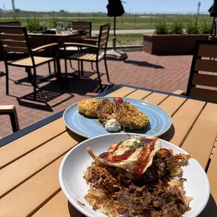 Jack Frost French Toast and short rib hash on the patio